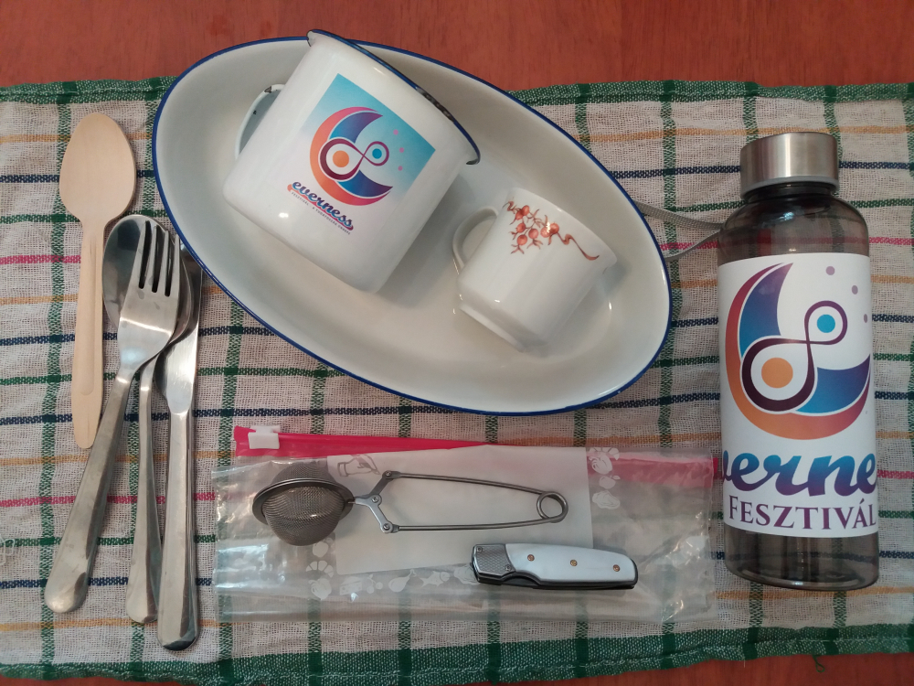 pohártányér.jpg pohártányér.jpg